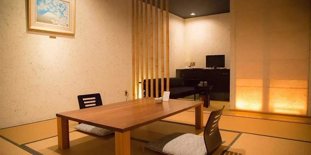 Yushintei Hotel Hakone 4*,